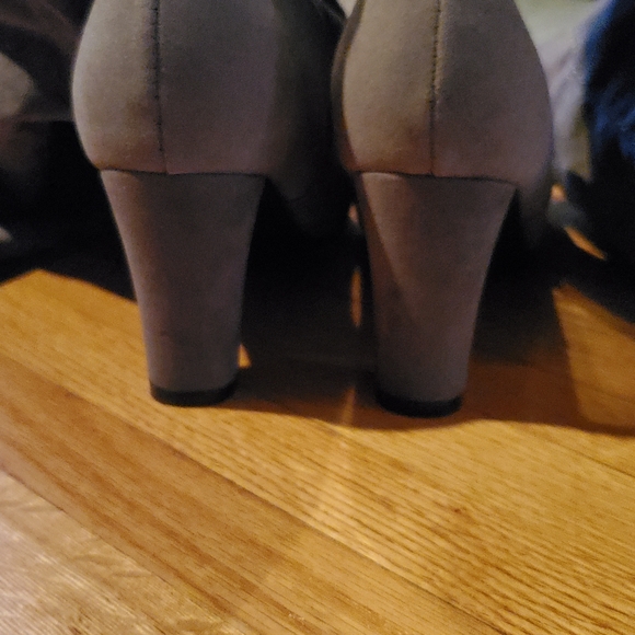 New over the knee pull on boot - Picture 6 of 6